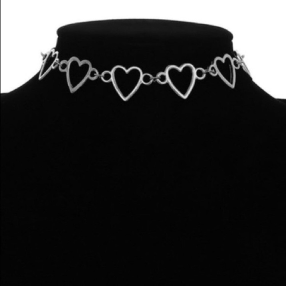☝️ONE LEFT! NWT heart chain link choker - Picture 4 of 6